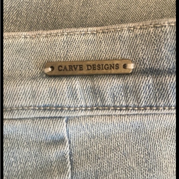 Carve Designs EUC Size 10 High-Rise Coin Pocket Wide Leg Jeans - Picture 6 of 12